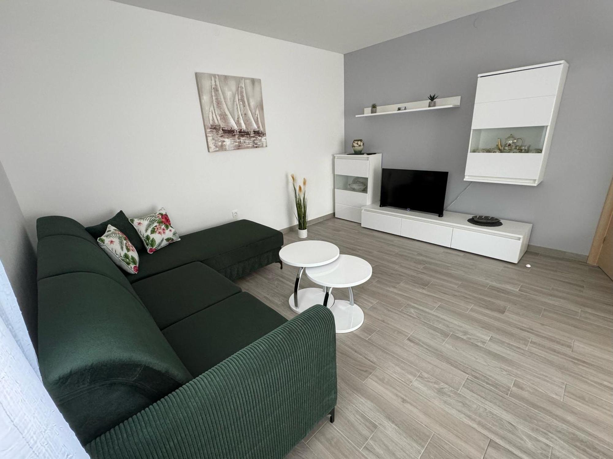 Apartments Elvira Krk Town Dış mekan fotoğraf