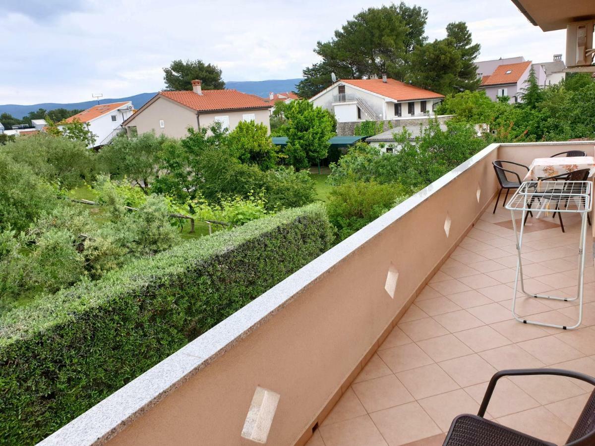 Apartments Elvira Krk Town Dış mekan fotoğraf